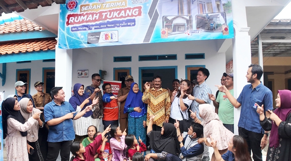 Tukang Bangunan Di Cirebon, Sambut Lebaran Rumah Baru “Terimakasih Indocement”